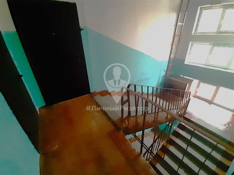 2-к квартира, 3/3 эт., 48м²