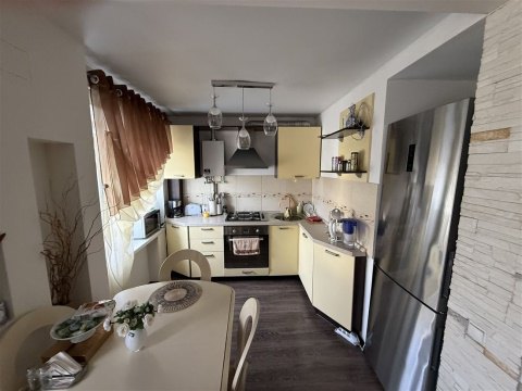 2-к квартира, 2/5 эт., 40м²