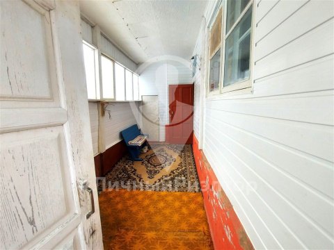 3-к квартира, 1/2 эт., 50м²