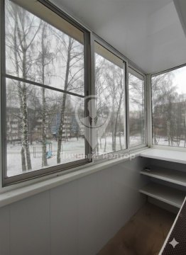 3-к квартира, 2/5 эт., 61м²